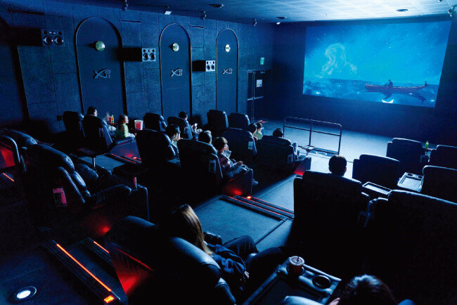 서초그랑자이 단지에 있는 프리미엄 상영관 ‘CGV SALON’. [사진 제공 · GS건설]