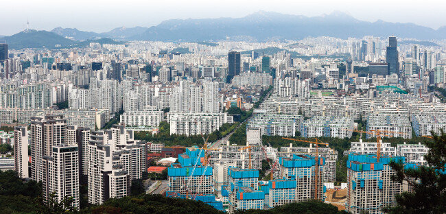 서울 강남구 일대 아파트 단지 전경.  [뉴스1]