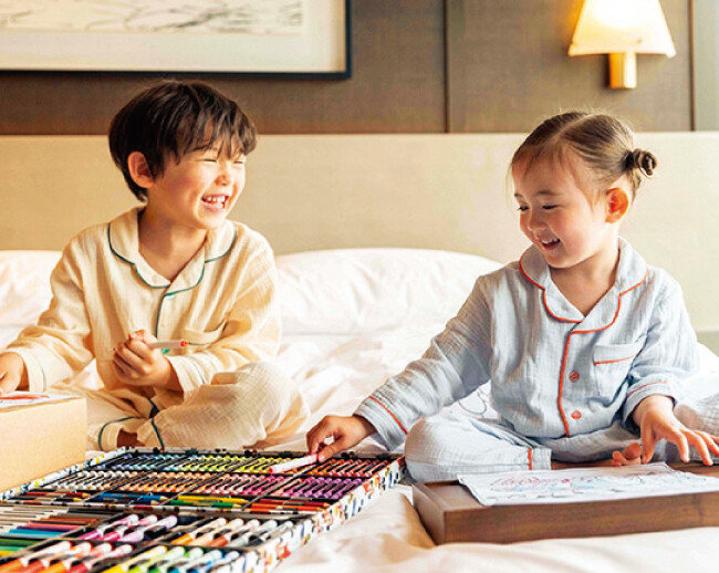 그랜드 하얏트 서울 호텔 ‘마이 리틀 컬러스 위드 크레욜라’ 패키지.[그랜드 하얏트 서울 호텔 ‘마이 리틀 컬러스 위드 크레욜라’ 패키지.]