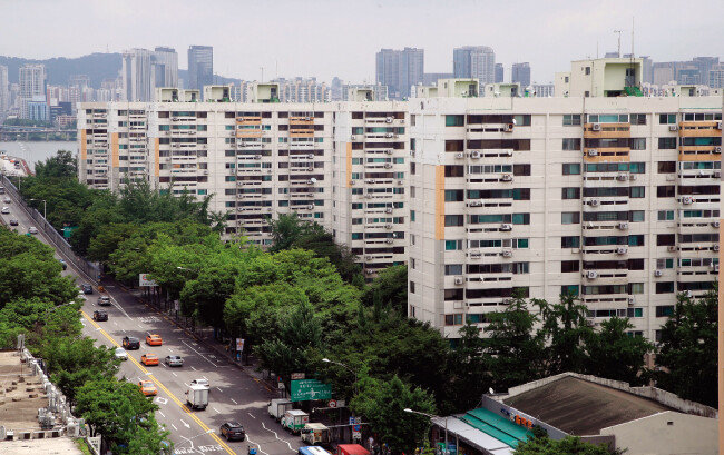서울 영등포구 여의도동 시범아파트 단지. [동아DB]