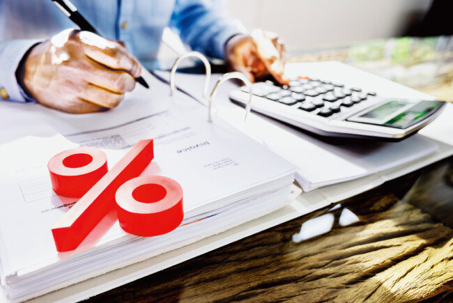 인플레이션 시기에는 자산관리에도 리밸런싱이 필요하다. [GettyImages]