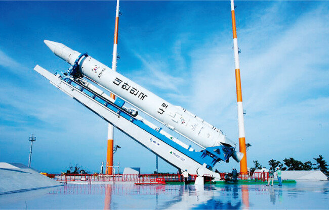 한국 최초 우주 발사체 나로호. [사진 제공 · 한국항공우주연구원]
