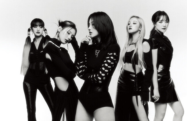 ‘TOMBOY’로 인기 상한가를 달리고 있는 (여자)아이들. [사진 제공 · 큐브엔터테인먼트]