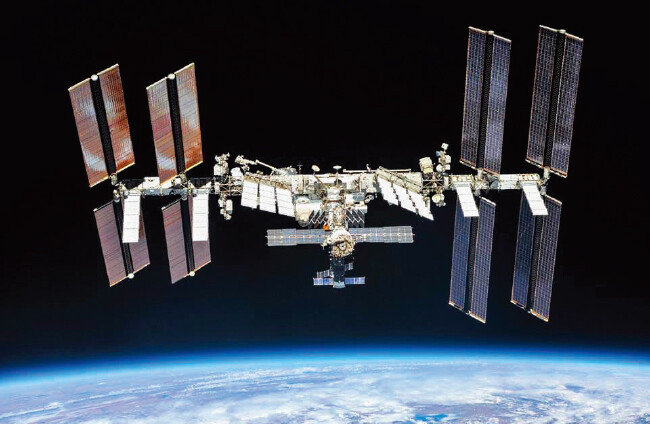 우주에서 바라본 국제우주정거장(ISS). [NASA 홈페이지]