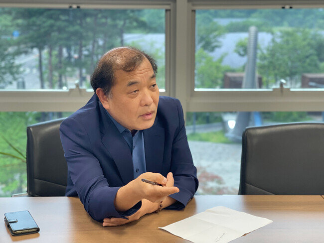 임기 3개월을 남기고 건강상 이유로 사의를 표명한 이강택 TBS 대표. [뉴시스]