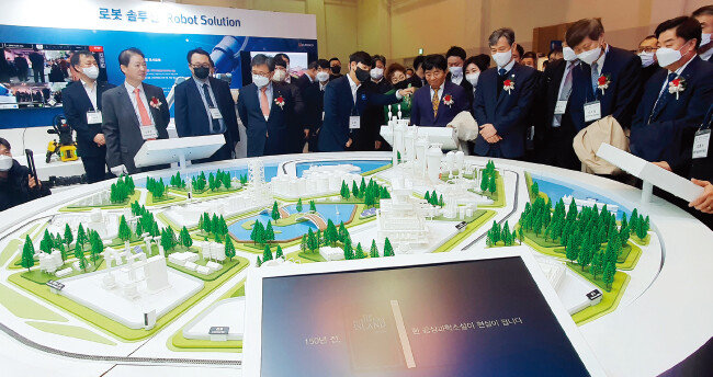 12월 12일 부산 해운대구 벡스코에서 열린 2022 지산학 엑스포 현장. [최진렬 기자]