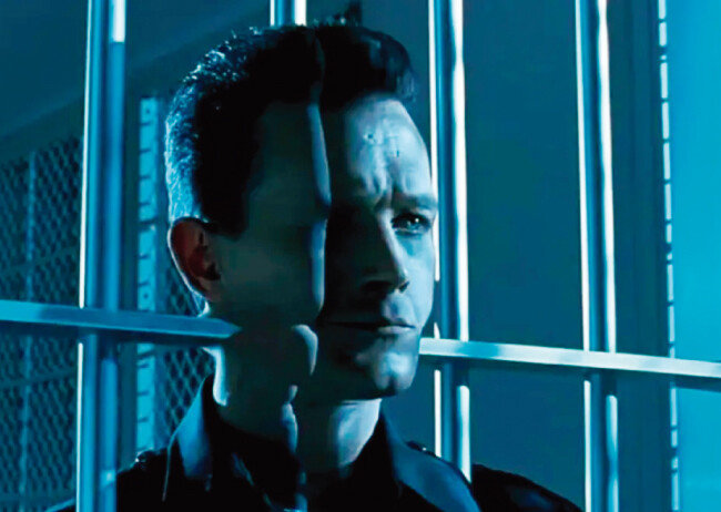 영화 ‘터미네이터2’에 등장하는 액체 로봇. [네이버영화]