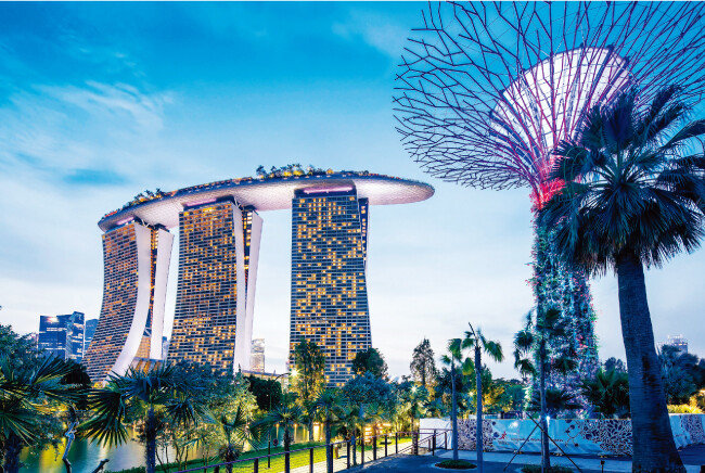 쌍용건설이 2010년 완공한 싱가포르의 마리나 베이 샌즈. [쌍용건설 제공]