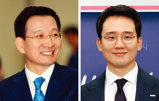 김상열 호반장학재단 이사장(왼쪽)과 장남 김대헌 호반그룹 기획총괄사장.[뉴시스]