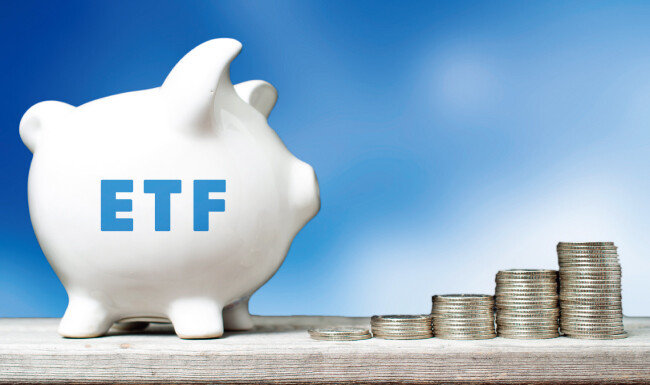 최근 투자자 사이에서 노후 대비용으로 매달 배당금을 받는 월배당 ETF(상장지수펀드)가 인기다. [GettyImages]