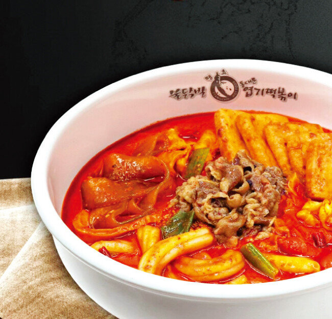 동대문엽기떡볶이의 신메뉴 마라떡볶이. [동대문엽기떡볶이 제공]