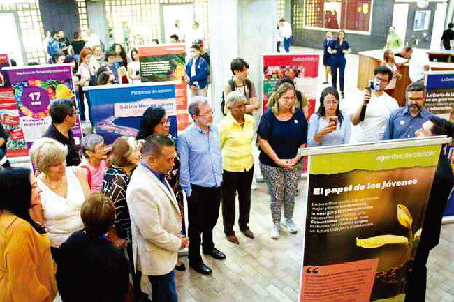 ‘희망과 행동의 씨앗전’은 한국에 앞서 인도와 베네수엘라(사진)에서 먼저 개최됐다. [한국SGI 제공]