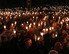 [산화]美, 제복과 함께한 수천 촛불… ‘13분 추모식’ 뒤 흩어진 한국