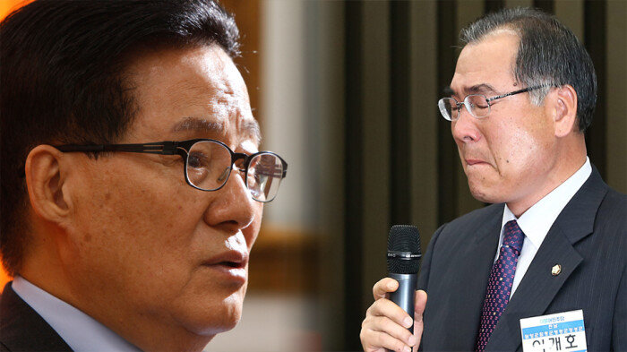 박지원 국민의당 의원(왼쪽), 이개호 더불어민주당 의원이 4월 20일 국회에서 국회의원 당선 소감을 밝히면서 눈물을 흘리고 있다.[조영철 기자]