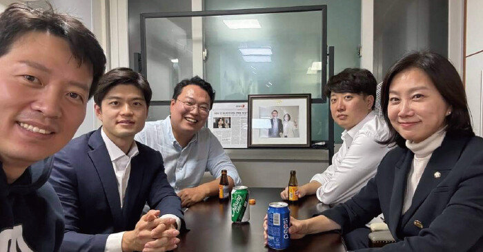 이기인, 김용태, 천하람, 이준석, 허은아(왼쪽부터) 5인의 지난해 11월 회동 모습. [뉴스1]