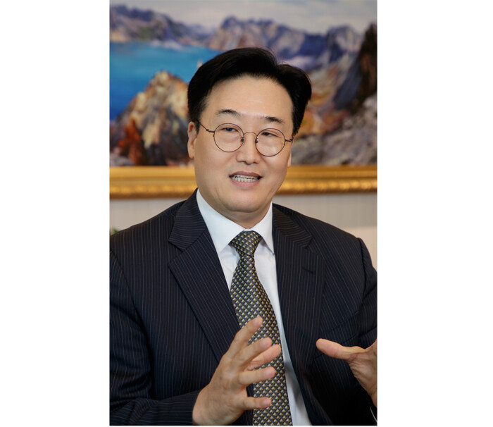 곽진만 가정평화협회 회장은 2017년 세계협회 창설 이후 6년여간 인류 보편의 가치와 가정의 중요성을 널리 전파하는 데 앞장서고 있다. [조영철 기자]