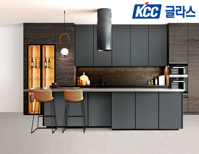 재활용 페트(r-pet) 소재 적용 필름인 홈씨씨 인테리어 ‘비센티 퍼니처’. 