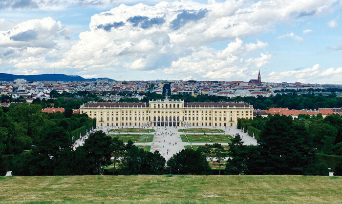 마리 앙투아네트가 어린 시절을 보냈던 ‘쇤브룬 궁전’. [박진희 제공]