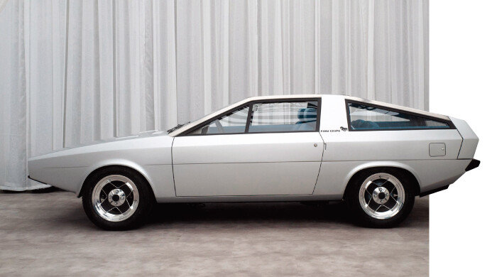 5월 현대자동차는 이탈리아에서 포니 쿠페 콘셉트 모델을 복원한 차량을 공개하며 현대차의 디자인 헤리티지를 알렸다. [ 현대자동차 제공]