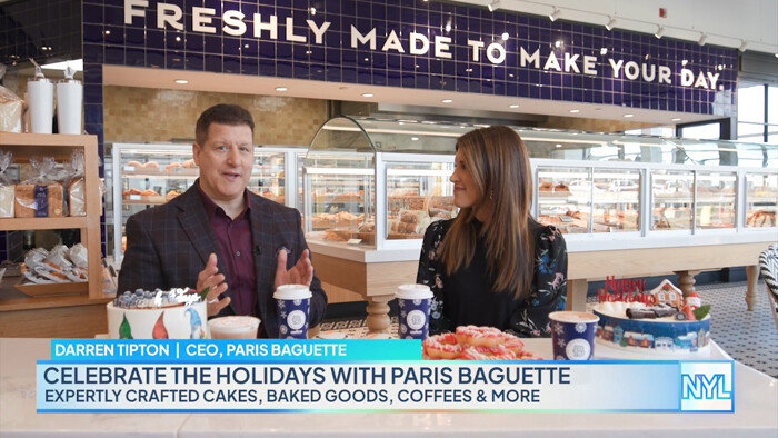 NBC의 지역 프로그램인 NY Live에 파리바게뜨 미국 법인 총괄 대런 팁톤이 출연해 크리스마스 케이크 개발 스토리와 제품 특징 등에 대해 설명하고 있다. [SPC 제공]