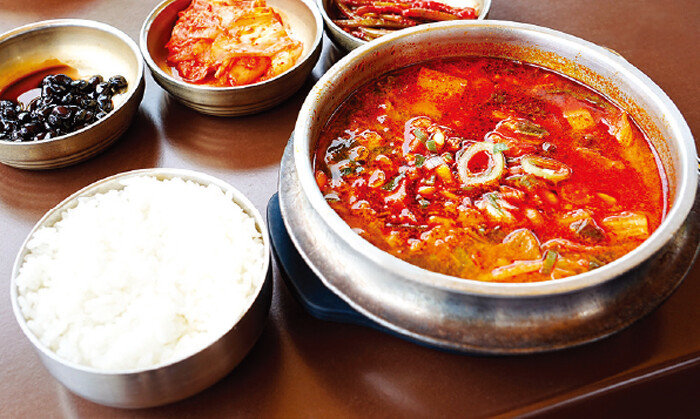 가평휴게소 잣소고기국밥. [SPC삼립 제공]