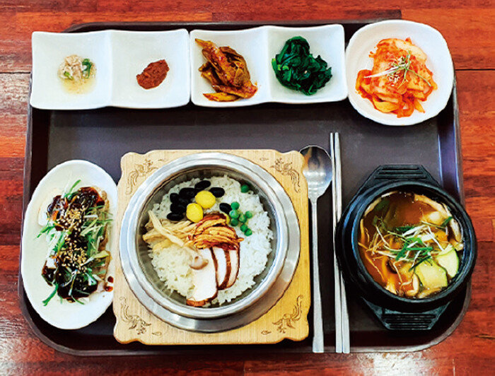 속리산휴게소 보은대추(수육)영양솥밥. [한국도로공사 제공]