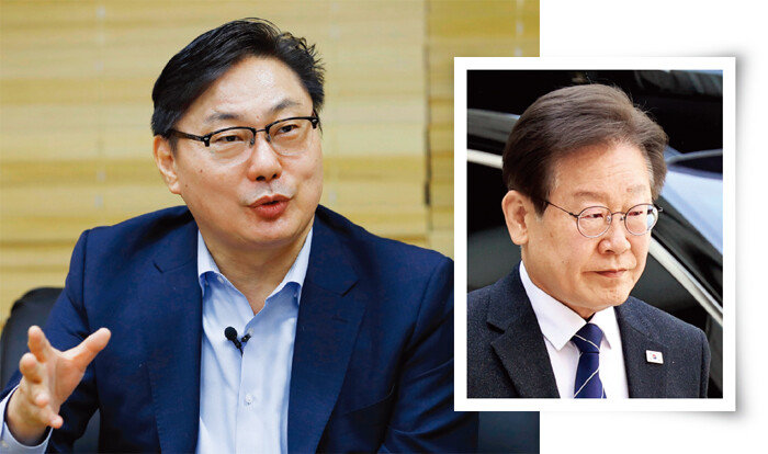 이화영 전 경기도 평화부지사(왼쪽). 더불어민주당 이재명 대표가 4월 23일 서울 서초구 서울중앙지법에서 열린 대장동·위례신도시·성남FC 의혹 관련 배임·뇌물 혐의 공판에 출석하고 있다. 이날 이 대표는 이화영 전 부지사 측이 주장한 ‘술자리 회유’ 의혹과 관련해 “검찰이 말을 바꾸고 있다”고 주장했다. [뉴시스]