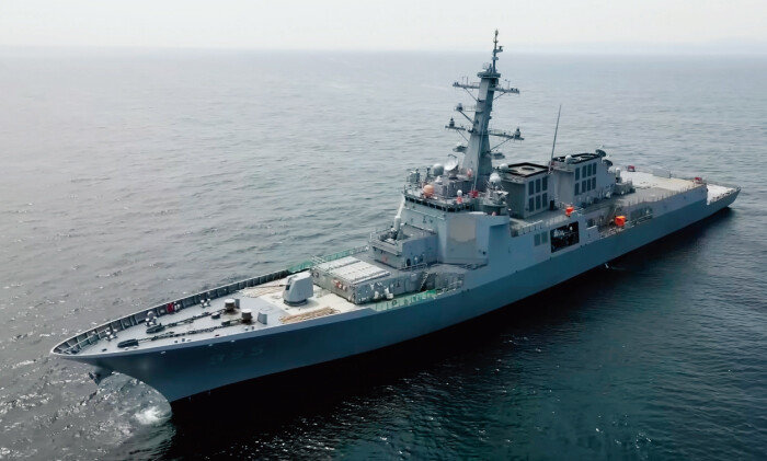 HD현대중공업이 건조한 이지스 구축함 정조대왕함. [HD현대중공업 제공]