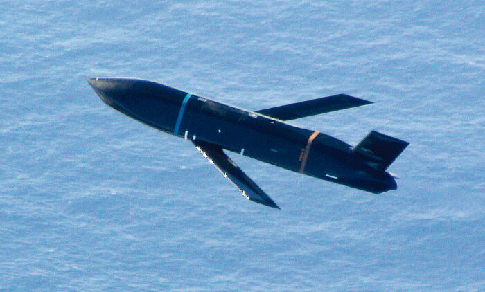 미국의 AGM-158C 신형 장거리 스텔스 대함 미사일(LRASM). [록히드마틴 제공]
