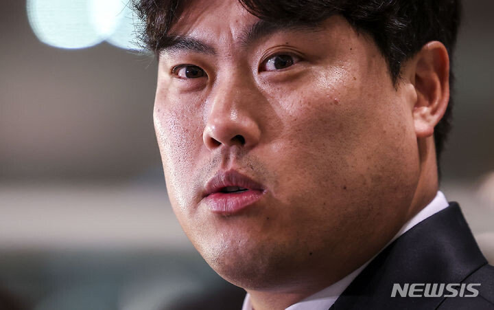 Hanwha Eagles Starting Kingdom: Ryu Hyun-jin to Moon Dong-ju, Fierce Competition for 5th Starter