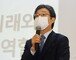 유승민 “국민 ‘백신 언제 맞나’ 묻는데…달나라 대통령, 동문서답”