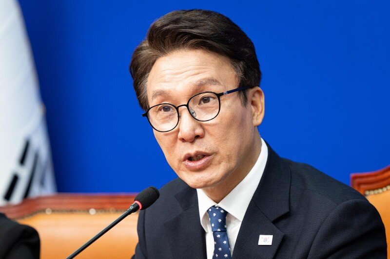 與, 코인 과세 유예 연장에 무게…김민석 “집중 점검 필요”
