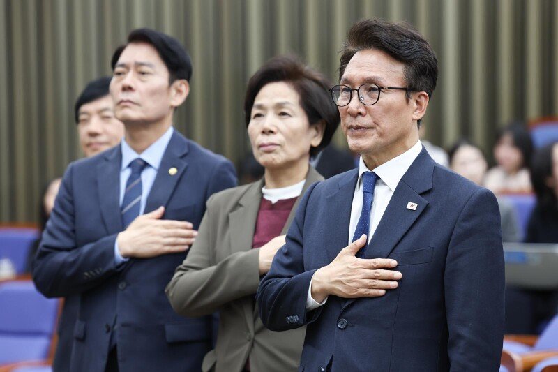 與의총 “조희대 국정조사 실시…내달 5일 본회의 처리”