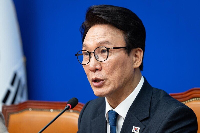 김민석, ‘유시민 논란’에 “일일이 논평할 필요 없어” 일축