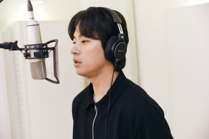 박정민, 시각장애인 위한 두 번째 ‘듣는 소설’ 기증…독서 접근권 확대