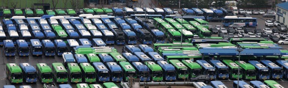 퇴근길 대란 피했다…서울시내버스 파업 11시간만에 협상 타결