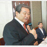 ‘개헌’의 필요성을 강조했다가 청와대의 반발로 이튿날 사과한 김무성 새누리당 대표.