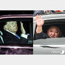 제2차 북미정상회담을 하루 앞둔 26일(현지시간) 김정은 북한 국무위원장(오른쪽)이 특별열차편으로 베트남 랑선성 동당역에 도착, 도널드 트럼프 미국 대통령은 전용기를 이용해 베트남 하노이 노이바이 공항에 도착하고 있다. 2019.2.26/뉴스1 © News1