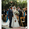 미셸 위가 지난 10일(현지시간) 미국프로농구(NBA) 전설인 제리 웨스트의 아들 조니 웨스트와 결혼식을 올렸다.  미셸 위가 아버지의 손을 잡고 결혼식장으로 입장하는 모습. (미셸 위 인스타그램) © 뉴스1