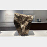 김윤신의 석조각 ‘합이합일 분이분일’. 멕시코의 오닉스란 돌로 조각한 작품이다. 오닉스는 모스 경도가 7(다이아몬드 10)로 매우 단단하다. 2023.2.27/뉴스1