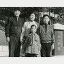윤석열 대통령 어릴 적 찍은 가족사진. 대통령실 제공
