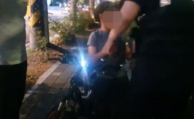 교감 뺨 때린 초등생, 이번엔 ‘자전거’ 훔치다 경찰에 발각