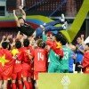 Kim Sang-sik leads Vietnam U-23 to gold