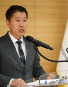 현직 검사장, 檢총장 대행에 “정권에 부역…당장 사퇴하라”