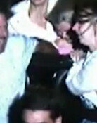 롤러코스터서 벨트 풀린 10대…앞좌석 부부가 온몸으로 막아