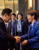 다카이치, 李대통령 숙소까지 찾아가 ‘깜짝 영접’