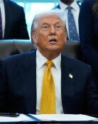 트럼프 “반도체에 더 광범위한 관세 부과”…한국에 불똥 튀나