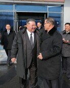 김정은, 공장 준공식서 부총리 전격 해임 “그모양 그꼴밖에 안돼”