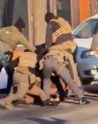 美요원 민간인 사살 영상 보니…총 안 꺼냈는데 5초간 10발 쐈다