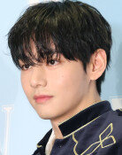 ‘1억개의 별’ 日 스타작가도 반한 한국 남자…“이 사람 누구입니까?”